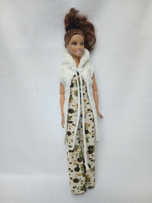 Vestička pro Barbie — foto 2