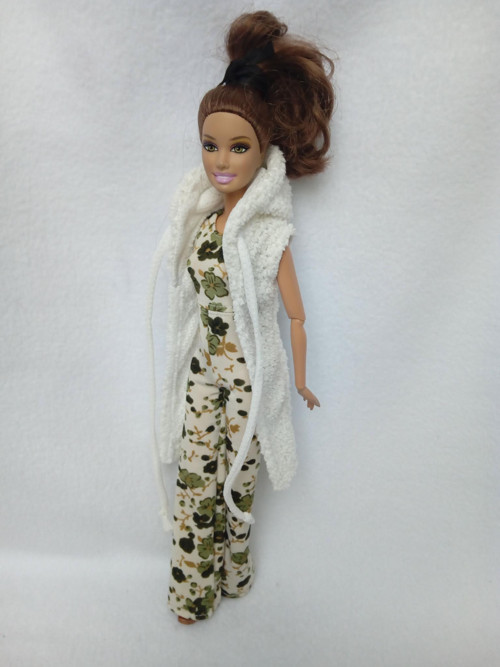 Vestička pro Barbie — foto 3