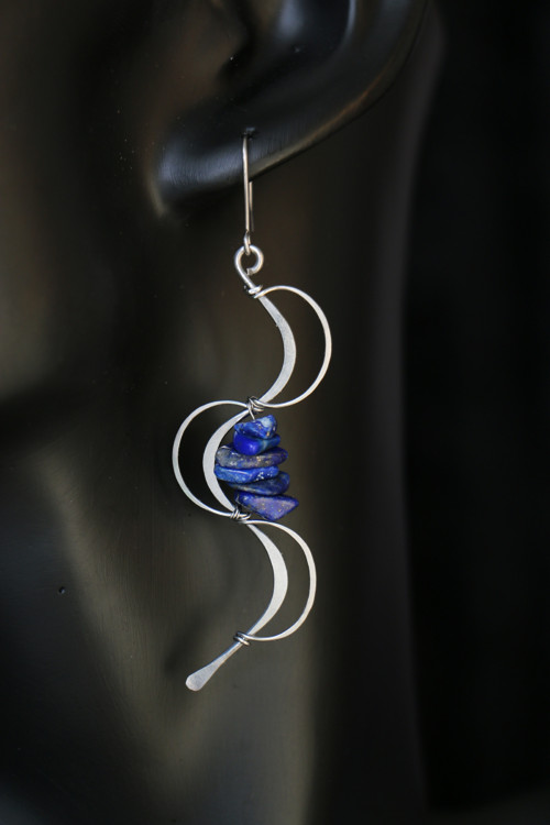 Náušnice s lapis lazuli (chir. ocel) — foto 4