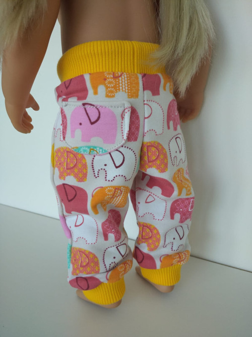 Tepláčky pro Baby Born sestřičku — foto 2