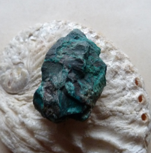 Chrysokol s malachitem surový - 4,5 cm — foto 6