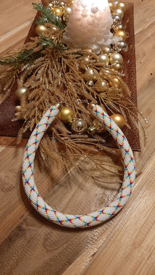 Korálkový náhrdelník — foto 2