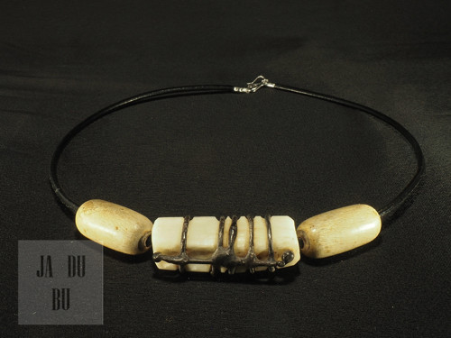 Náhrdelník z edice Bones — foto 2