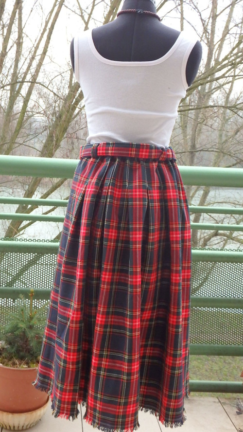 Dámská skotská sukně — foto 3