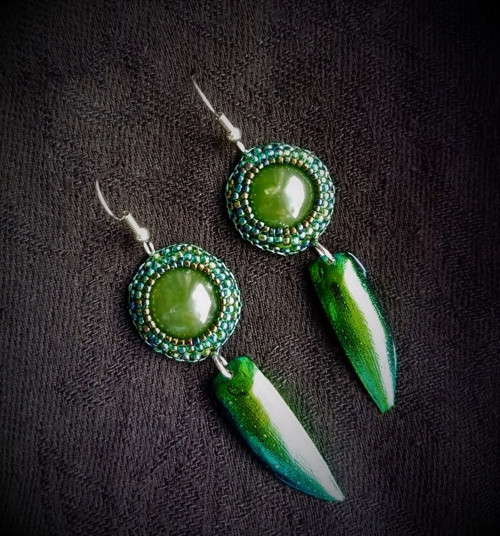 Náušnice Nephrite Beetle — foto 3