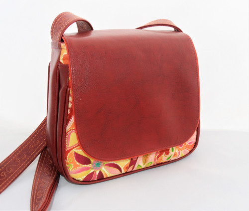 Crossbody v Červené — foto 3
