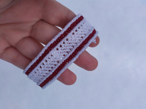 Macrame náramek bílý — foto 3