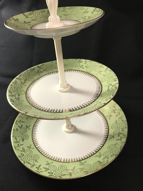 Porcelánový etažér — foto 4