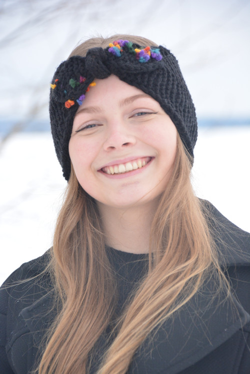 Čelenka černá — foto 4