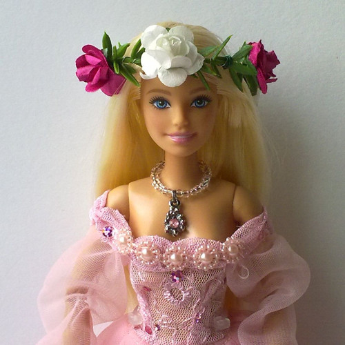 Květinový věnec pro Barbie — foto 2