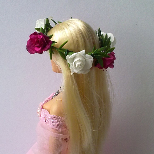 Květinový věnec pro Barbie — foto 3