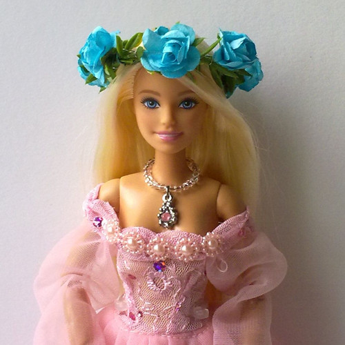 Květinový věnec pro Barbie — foto 2