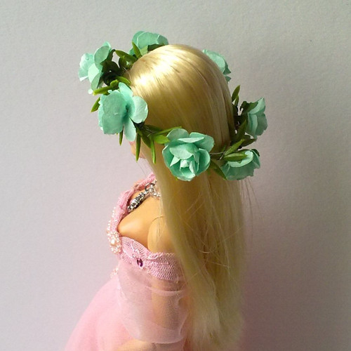 Květinový věnec pro Barbie — foto 3