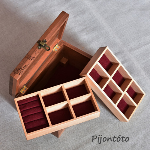 Šperkovnice s ornamentem — foto 4