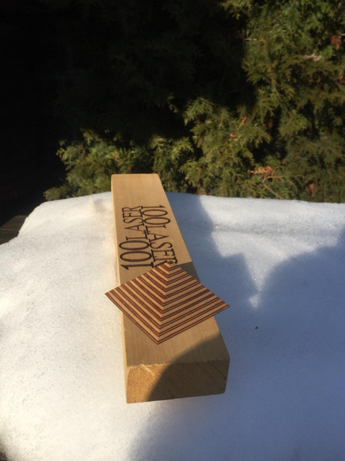 Pyramida - dřevo — foto 3