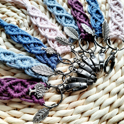Macrame klíčenky — foto 2