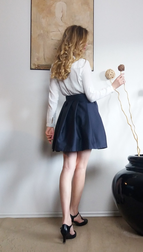 TMAVĚ MODRÁ - KRÁTKÁ — foto 2