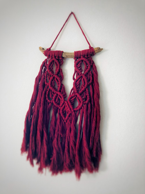 Macramé na větvi dlouhé 22cm — foto 3
