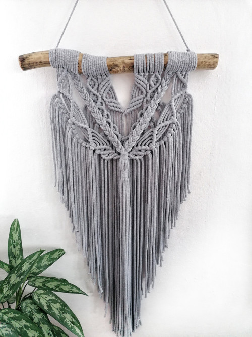Macrame dekorace v šedé barvě — foto 3