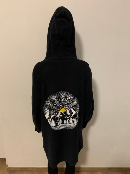 Malovaná mandala/hory mikina — foto 2