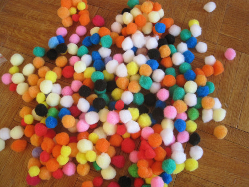 Barevní kuličky bambulky mix 30 ks! — foto 2