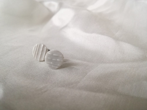 Porcelánové naušnice bílé — foto 2