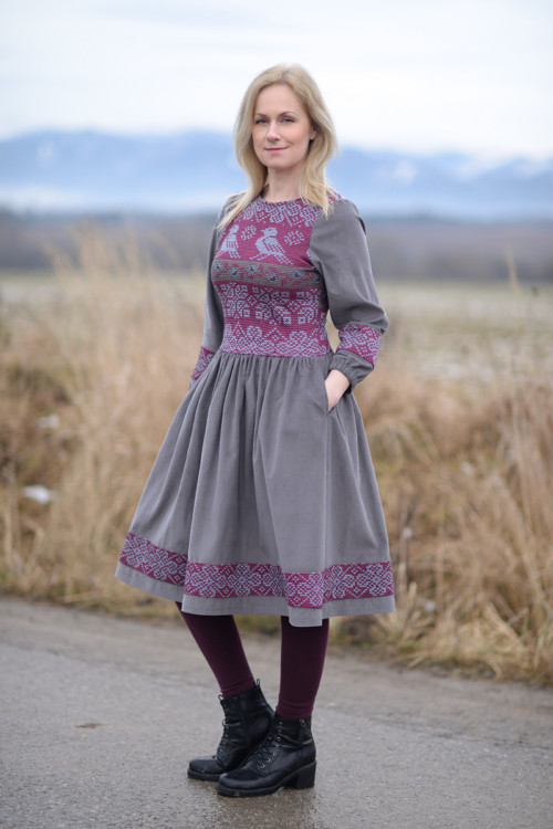 Šaty Johanka 2 — foto 3