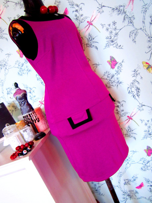 Pencil retro šaty fuchsia — foto 3