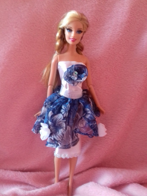 Svatební šaty pro Barbie 3v1 — foto 2
