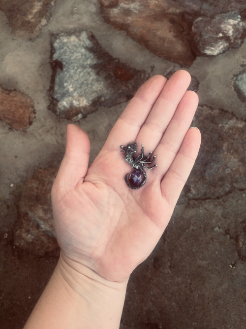 Dračí přívěsek s ametystem — foto 3