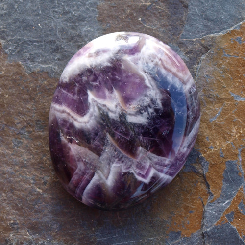 Ametyst chevron, placka 46 x 38 mm — foto 3