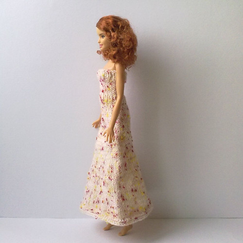 Oblečky pro Barbie - šaty — foto 2