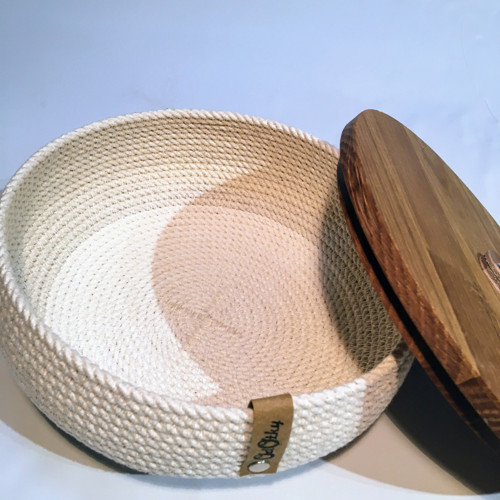 Košík s dřevěným víkem 20cm oblý — foto 4