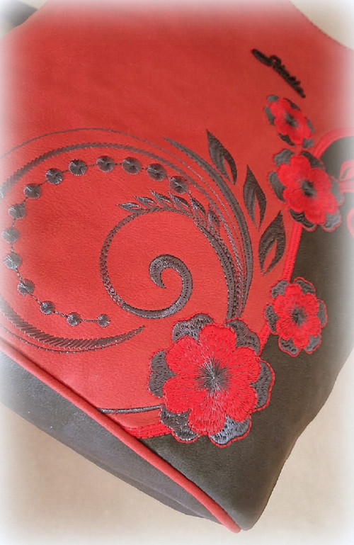 Kabelka Floral half&half red — foto 2