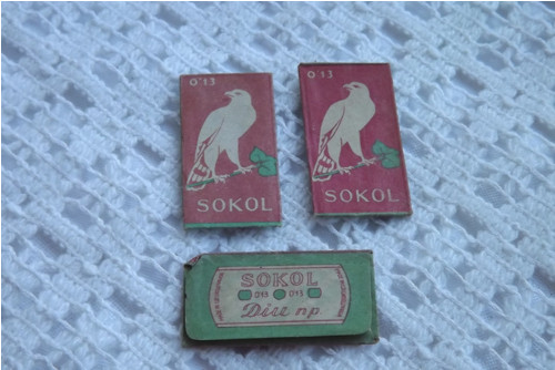 Krabička se žiletkami SOKOL — foto 2