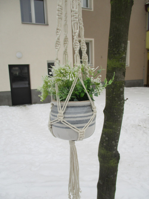 Závěsný květináč — foto 3