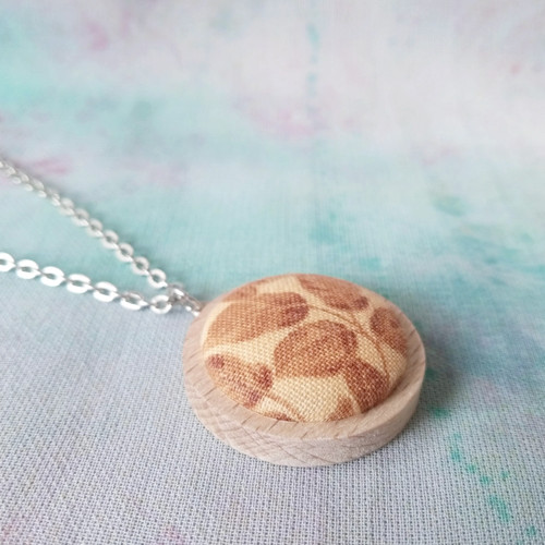 Náhrdelník Hnědé lístky — foto 2
