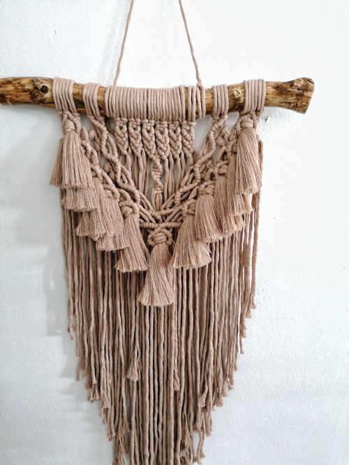 Macrame dekorace v kávové barvě — foto 2
