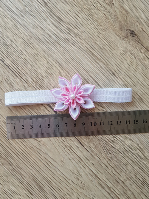 Newborn čelenka — foto 2