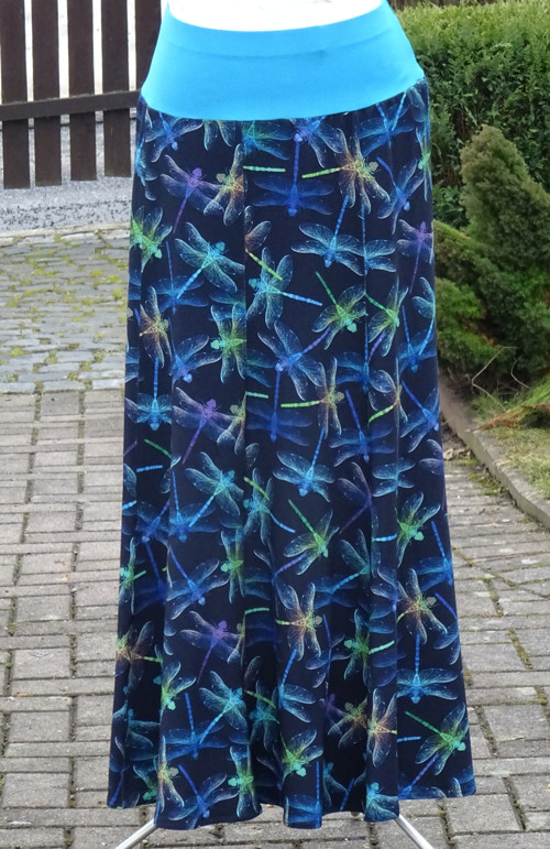 Dlouhá sukně -vážky — foto 2