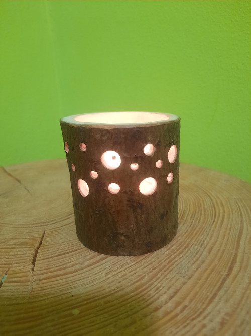 Svíčka s kůrou - otvory líska — foto 2