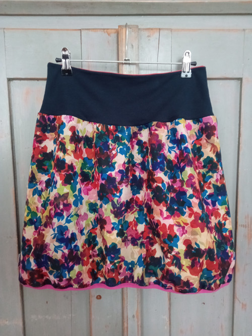 Floral Camo no.2 ... suknička softshellová L — foto 3