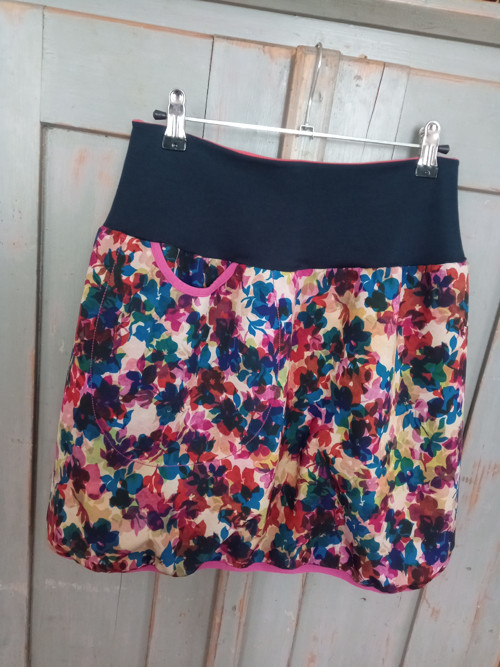 Floral Camo no.2 ... suknička softshellová L — foto 4