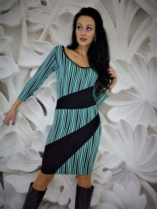Šaty Kamelia -velikost 36-38 — foto 2