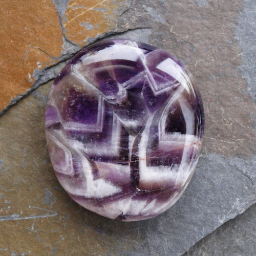Ametyst chevron, placka 42 x 38 mm — foto 2