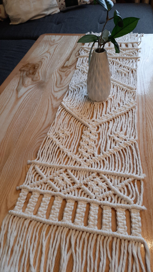 Macramé běhoun na stůl — foto 3