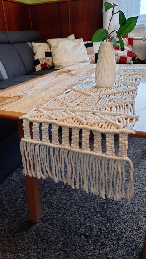 Macramé běhoun na stůl — foto 2
