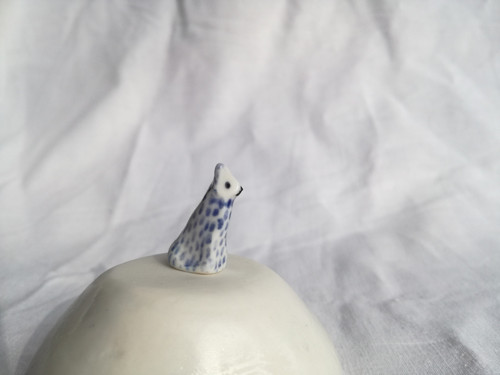 Mini kočka porcelánová čárkovaná — foto 3