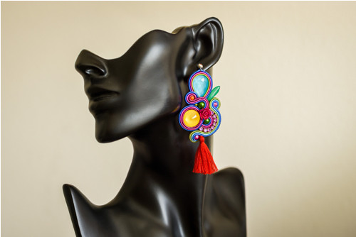 Soutache farebné strapcové náušnice — foto 6