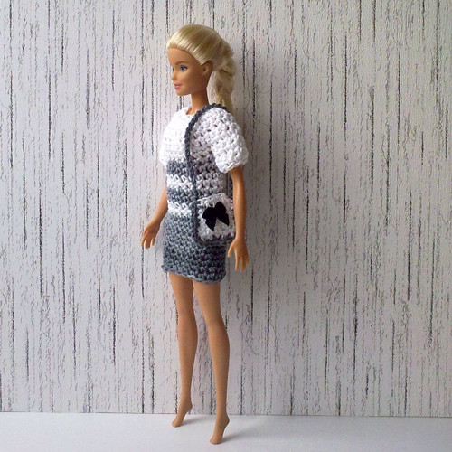 Oblečky pro Barbie - šaty, kabelka — foto 5